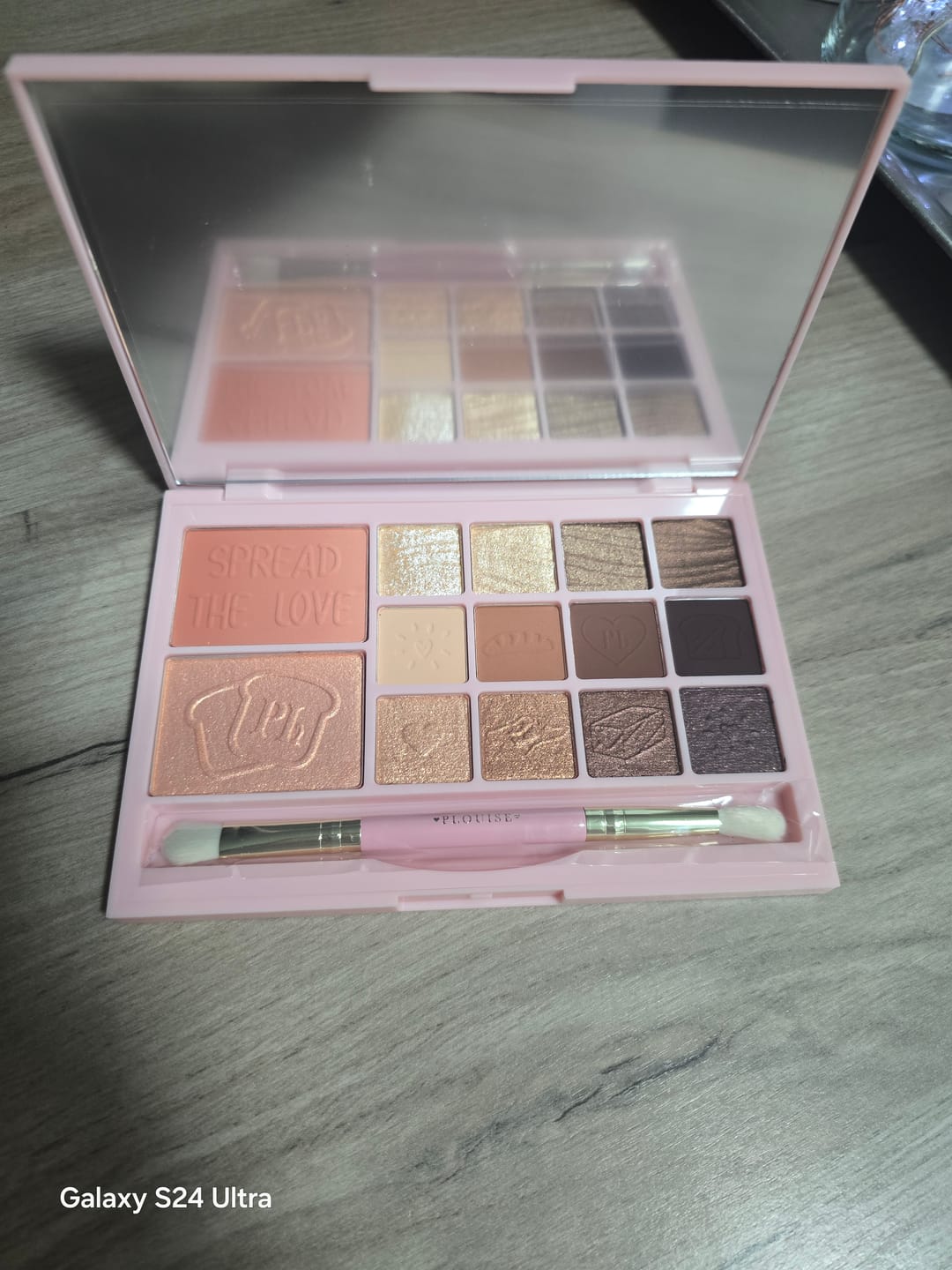 Customer photo review of Breakfast Bites Makeup Palette