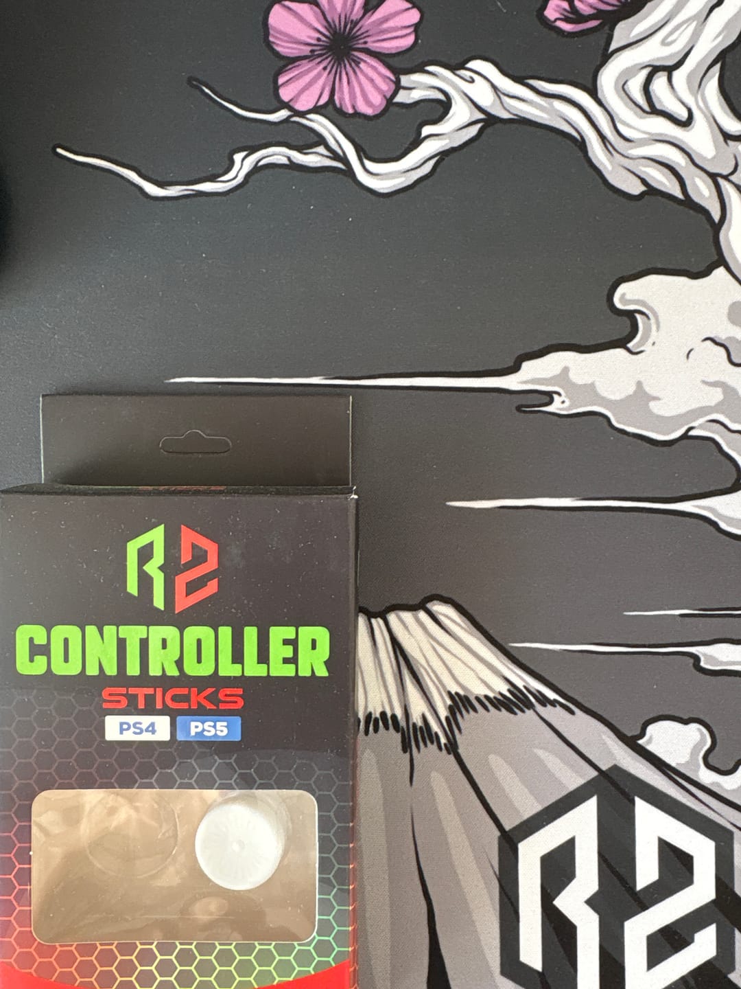 Customer photo review of RZ Controller Sticks White - (PS4/PS5)