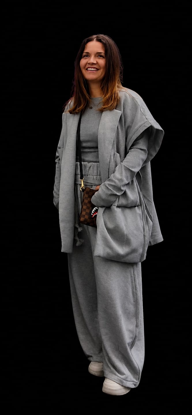 Customer photo review of Oversized Grey Three-Piece Set