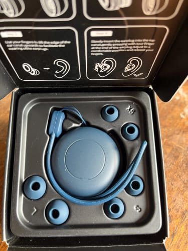 Customer photo review of Noise-Reduction Earplugs - Black