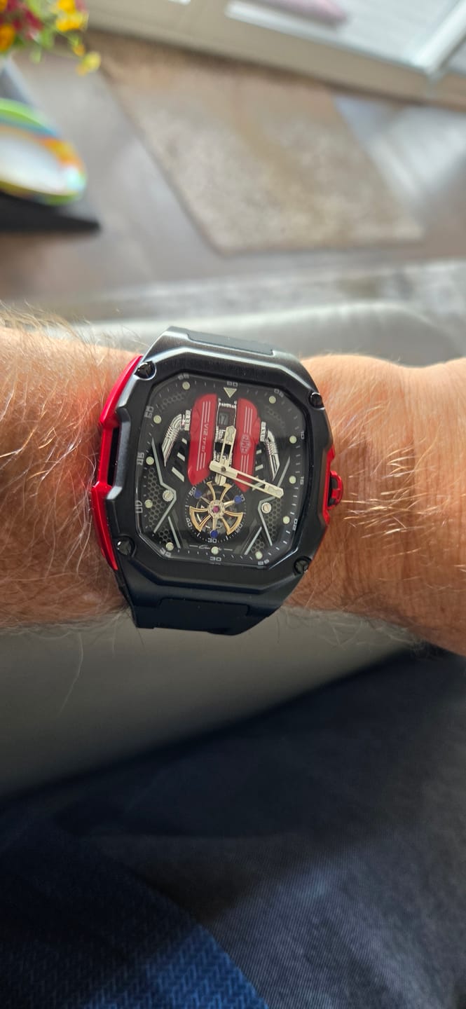 Customer photo review of HMN V12 Prestige