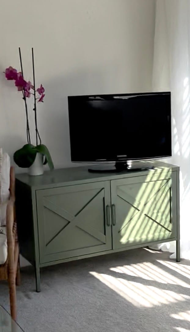 Customer photo review of Hamptons Steel Storage Locker - Forest Green