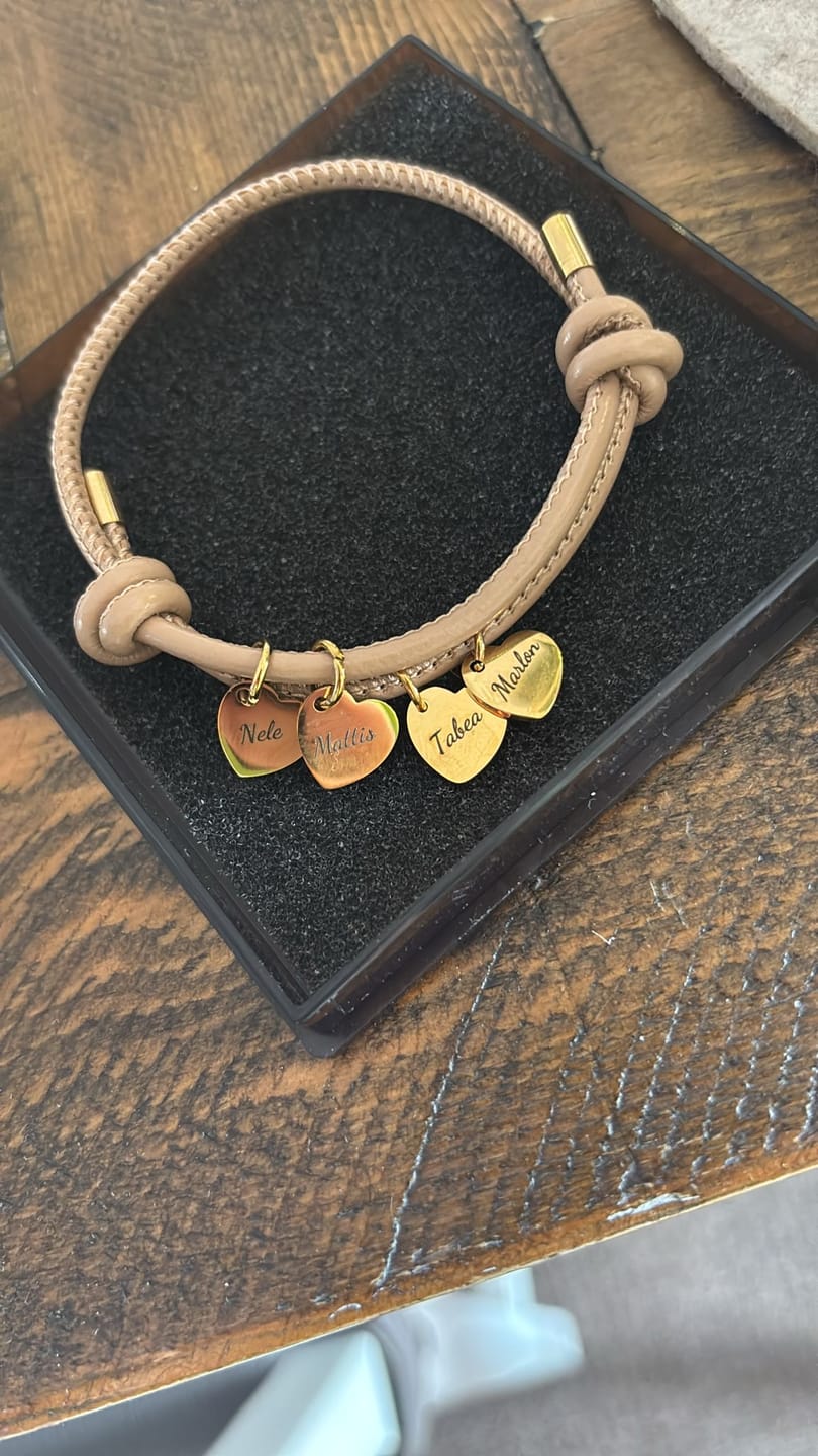 Customer photo review of Meine Liebsten - Familien-Lederarmband
