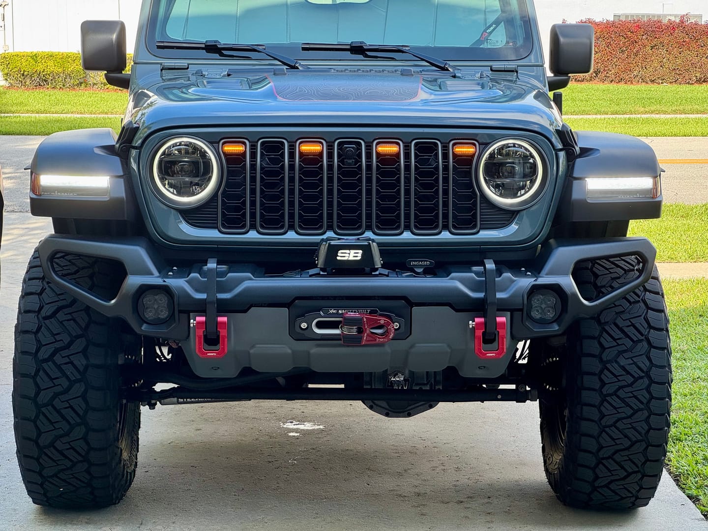 Customer photo review of Prerunner Amber/RGB Grille Lights for 24-25 JL JT Grille