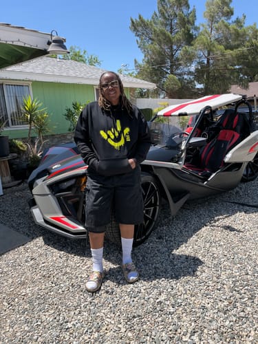 Customer photo review of ROCK ON PREMIUM HOODIE
