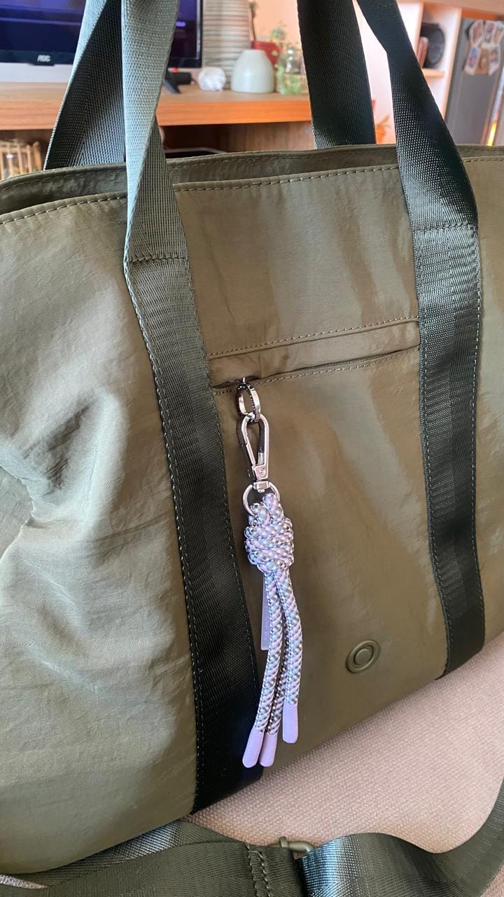 Customer photo review of Cartera De Hombro Notebook Nylon Straps Gruesos Llavero