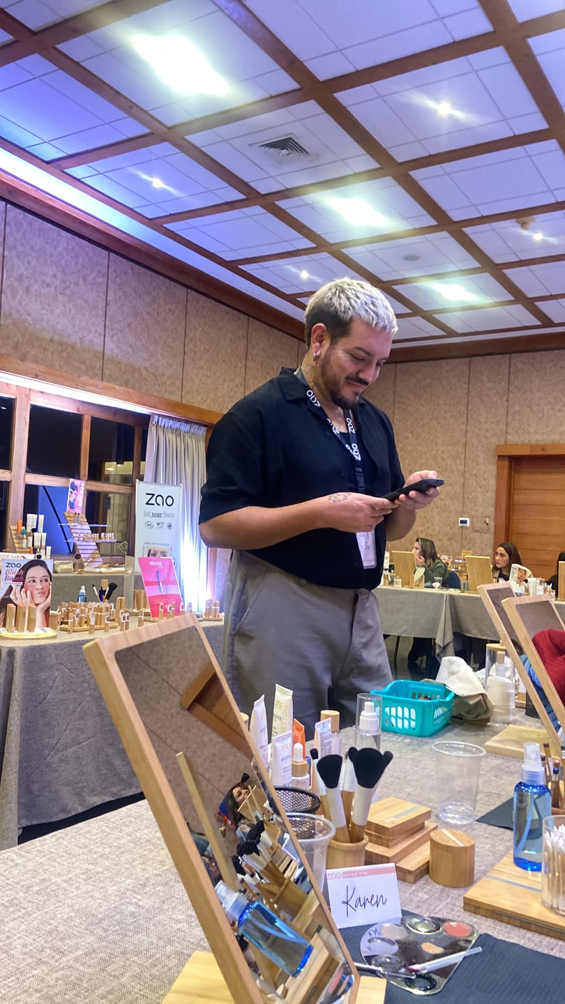 Customer photo review of Curso AutoMaquillaje La Serena