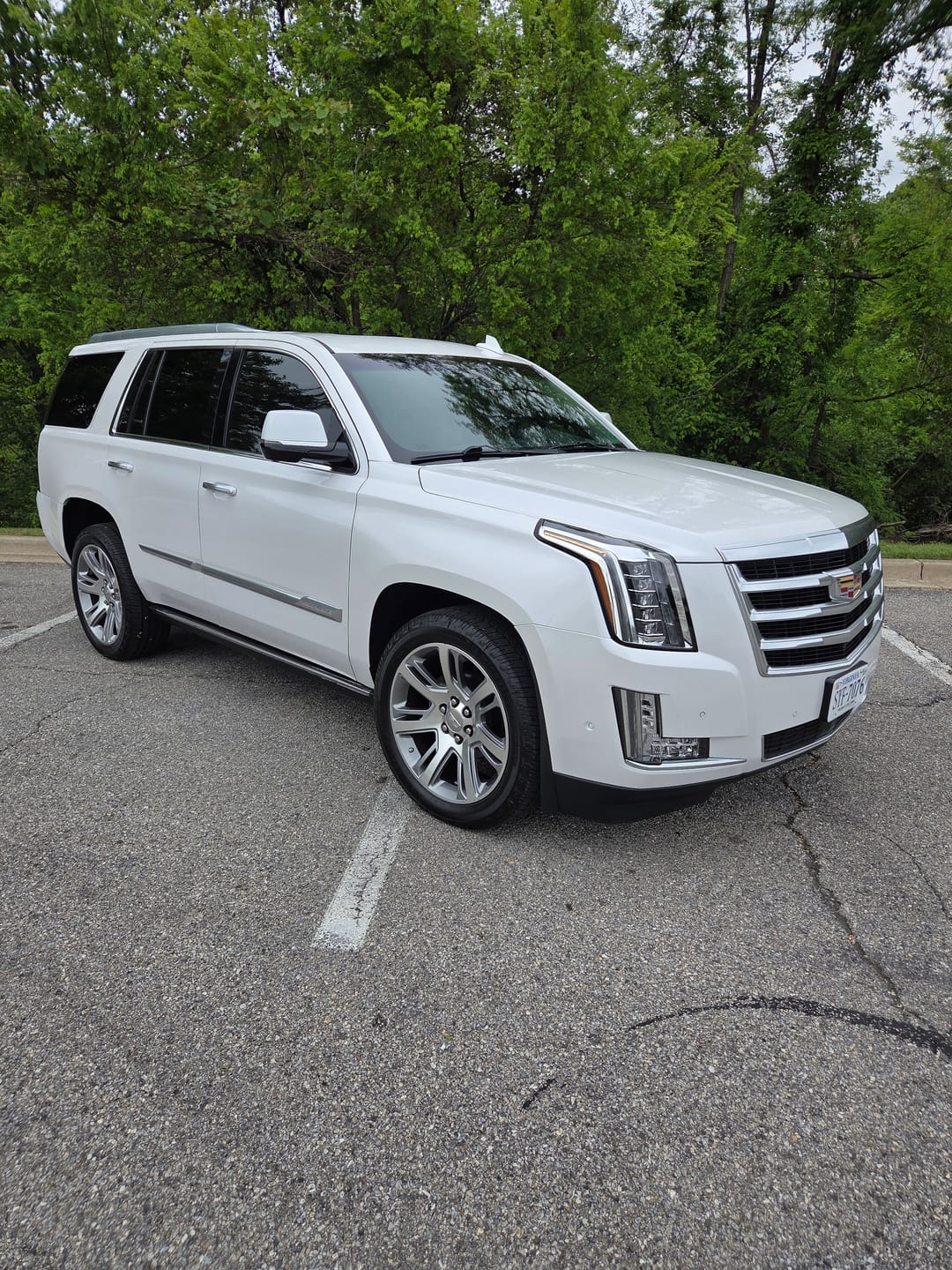 Customer photo review of 2015-2020 Cadillac Escalade 4WD Magnetic Struts Front OE Replacement Kit (GC55F)