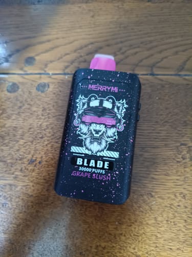 Customer photo review of Merry-Mi - Blade 30K - Puff Jetable / Vape Disposable - 5% nicotine