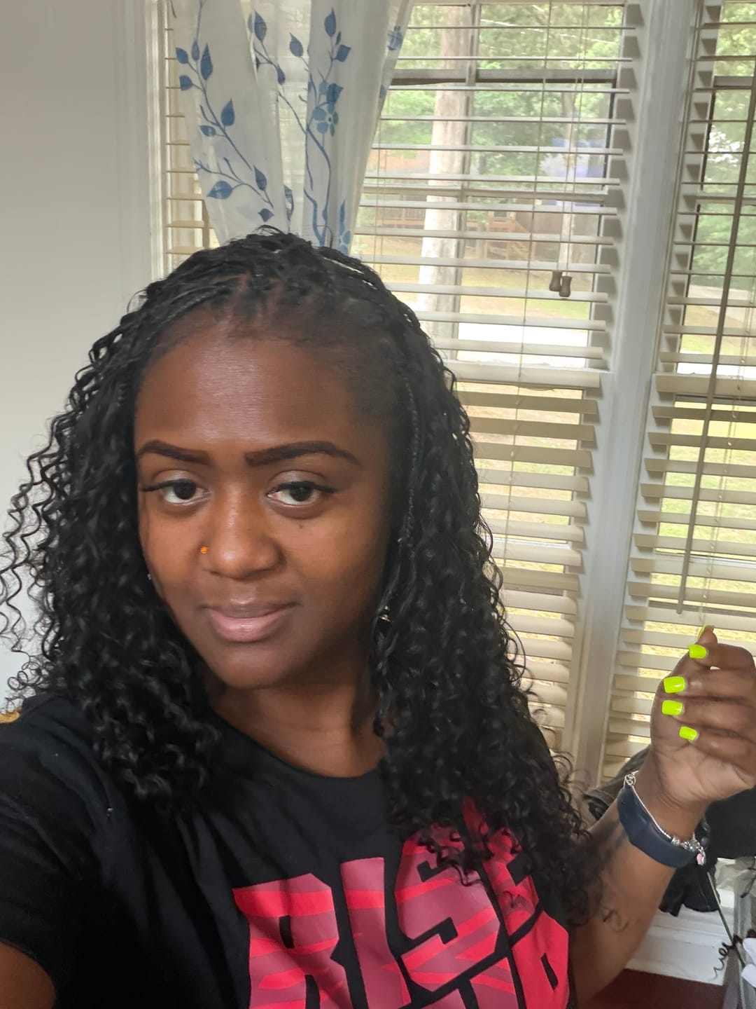Customer photo review of Double Drawn Burmese Spanish Curl Human Braiding Hair