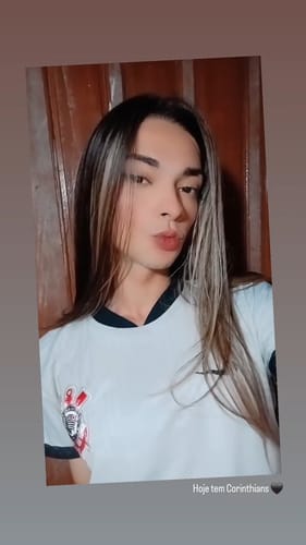 Customer photo review of Lace Front HD Valentina Luzes 26R 65cm - Repartição Livre 13x4