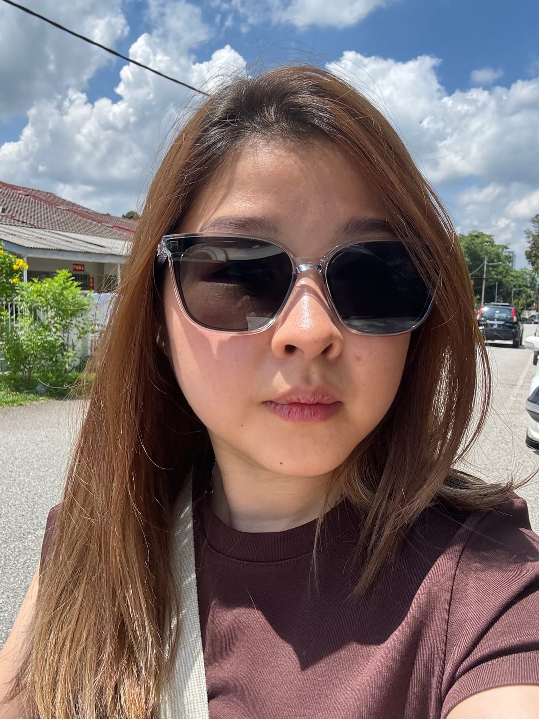 Customer photo review of Taylor Rectangular Framed Sunglasses