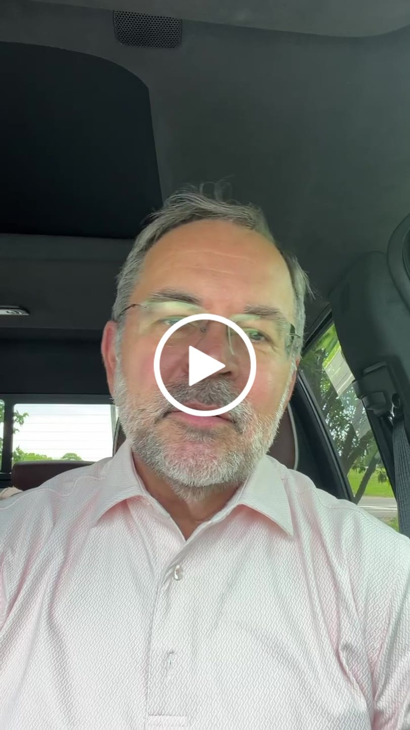Customer video review of Luxe Polo