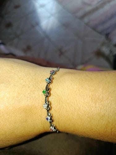Customer photo review of Personalized 2-6 Birthstone Name Bracelet for Women Custom Engraved Names Heart Bracelet for Mom Wife Girlfriend Birthday Gifts