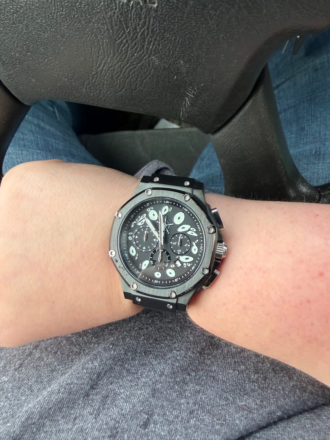 Customer photo review of AM1056BL - BLEACH YHWACH AMBASSADOR WATCH