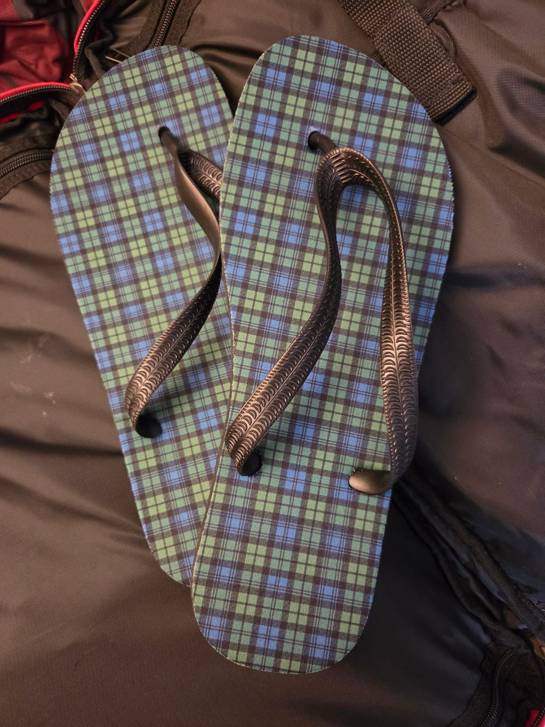 Customer photo review of Scottish Campbell Ancient 02 Clan Badge Tartan Flip Flops