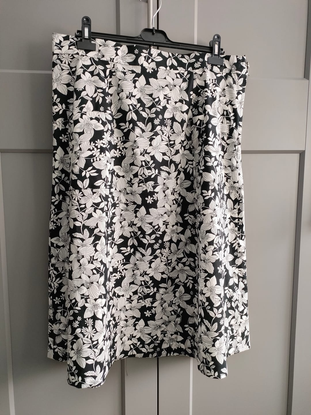 Customer photo review of Large Sketched Flowers Cotton Poplin Fabric