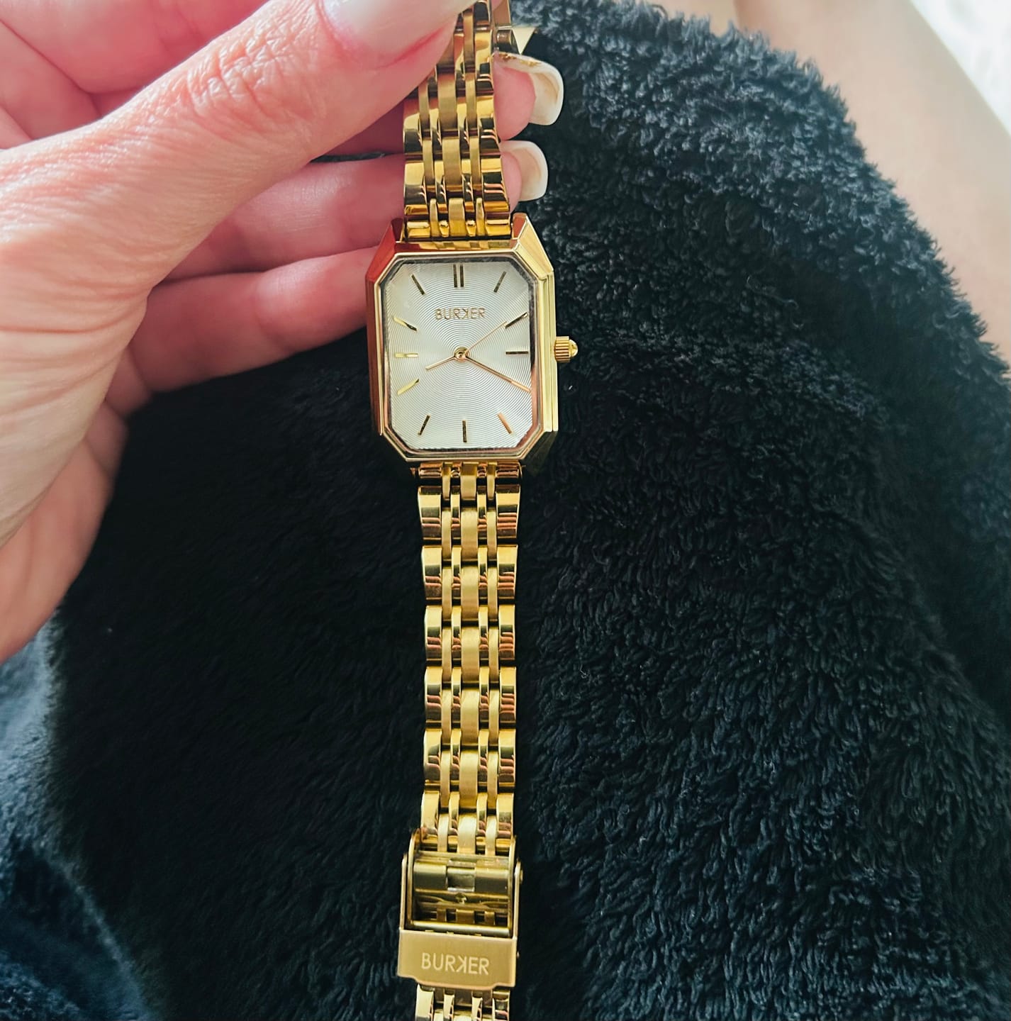Customer photo review of Isabell Gold