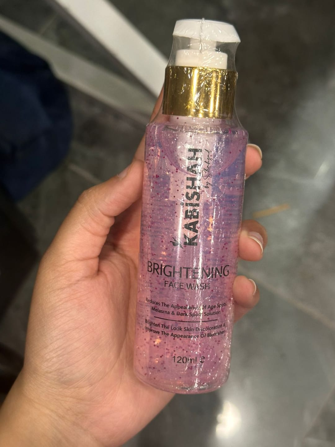 Customer photo review of DazzleSkin Body Hydrating Lotion