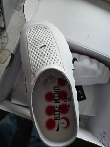 Avis photo d'un client sur Mind 001 - Blanc Vitesse Rouge