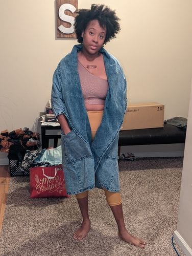 Customer photo review of "Enwu" Oversized Denim Jacket