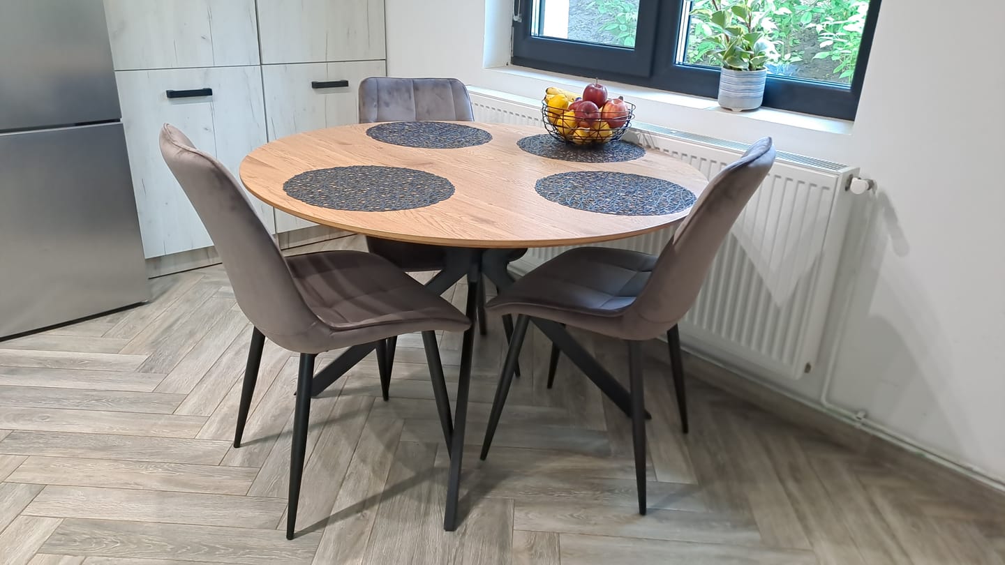 Customer photo review of Scaun CHIC, cappuccino - Bluvel 38, stofa catifelata/metal, 50x58x88 cm