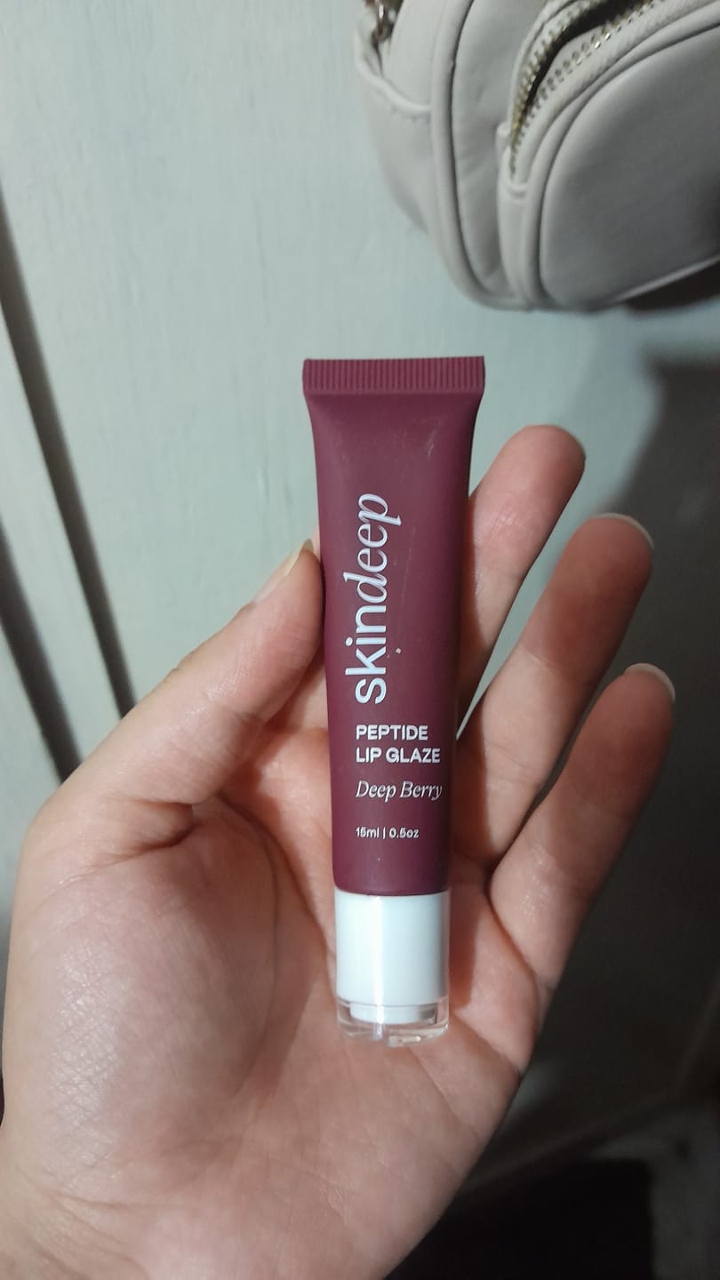 Customer photo review of » Peptide Lip Glaze (100% off)
