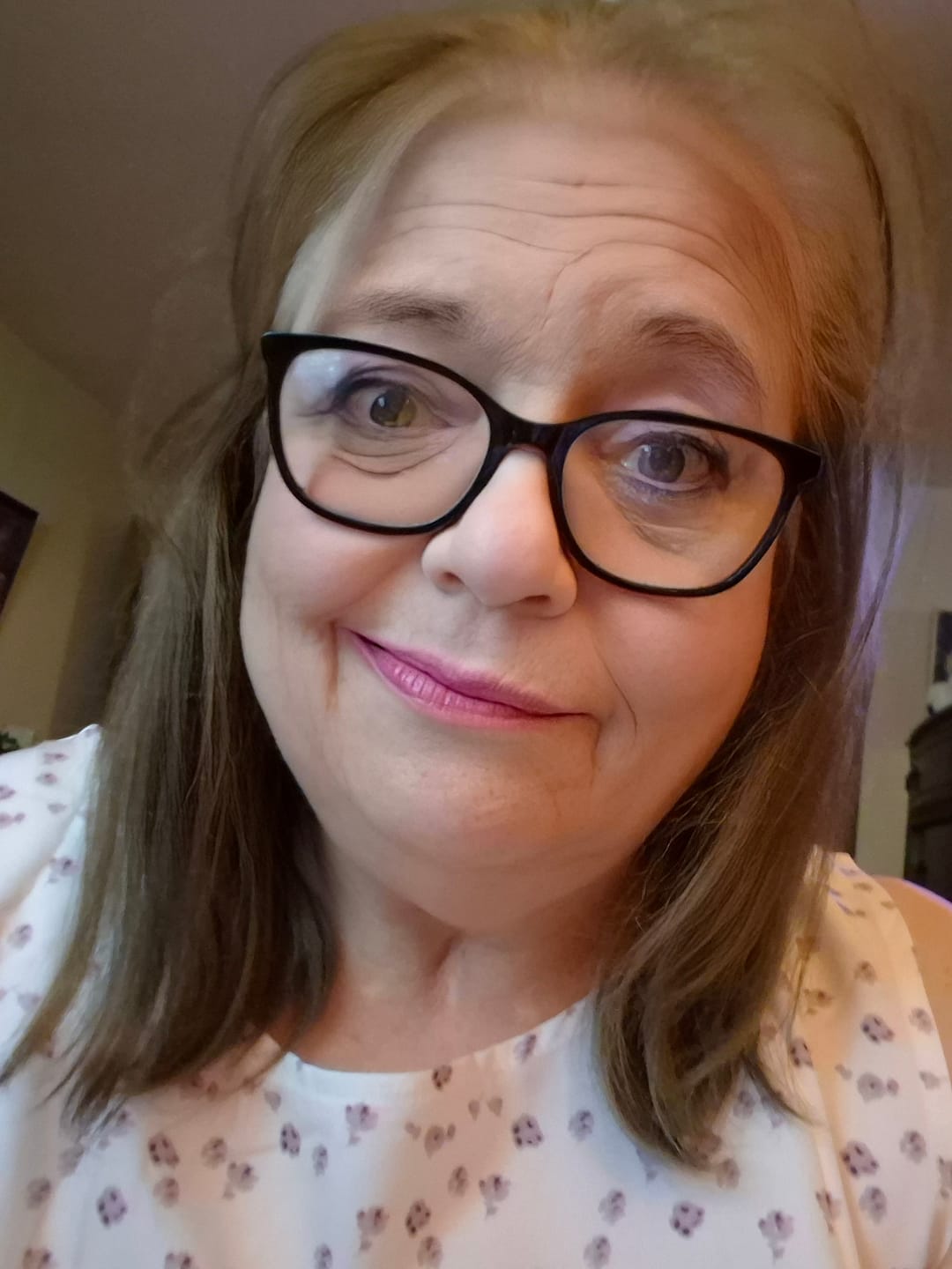 Customer photo review of Areliaa Signature Lipstick