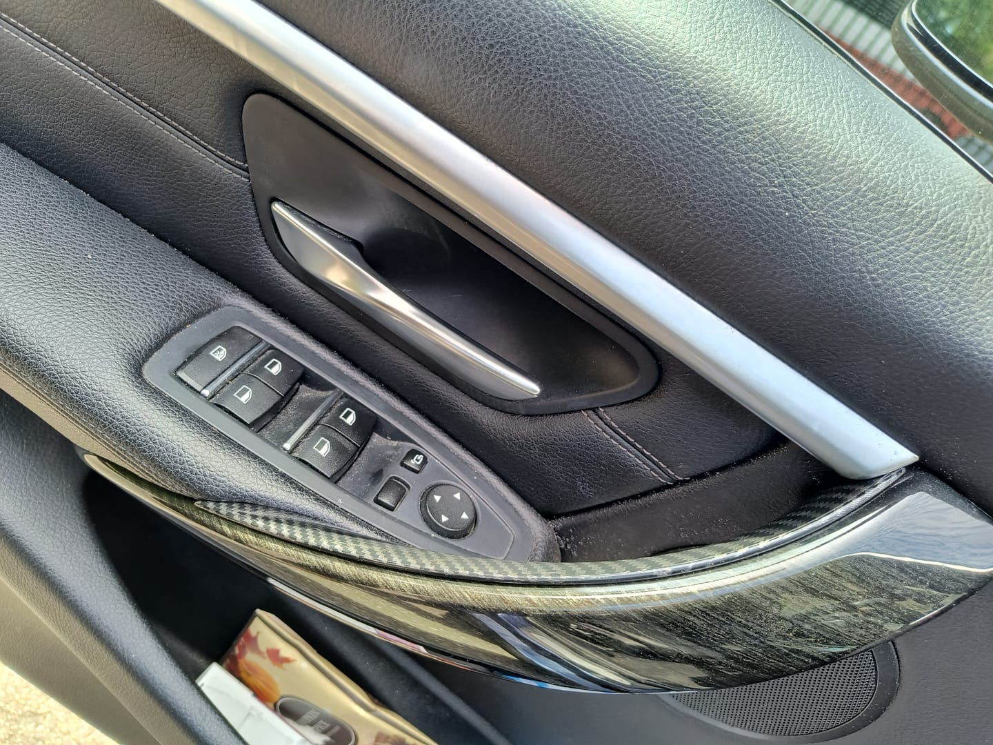 Customer photo review of Interior Door Handle Covers for BMW 3 & 4 Series – Fix Sticky Handles, No Disassembly | 2-Piece Set