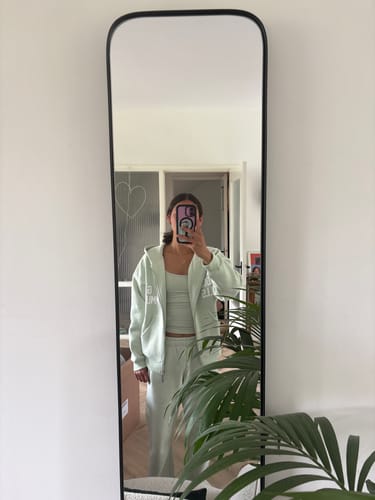 Customer photo review of GATED COMMUNITY STRAIGHT LEG SWEATPANTS MINT