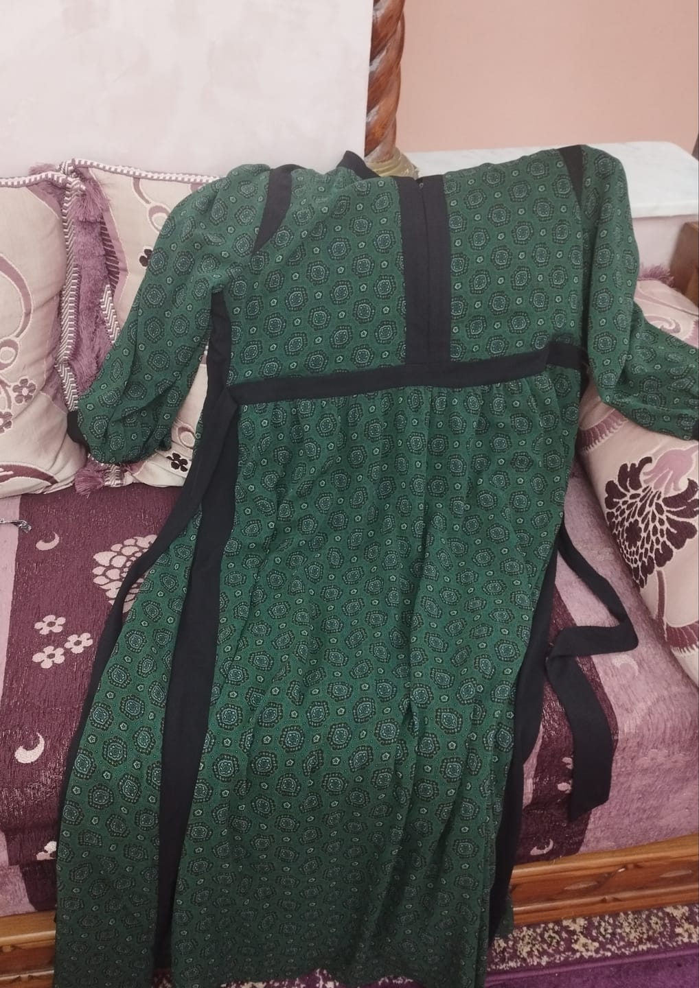 Customer photo review of Robe Kenzi Green