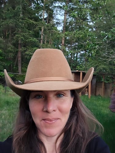 Customer photo review of Tyana Arviso x Minga — Artist Series Western Hat