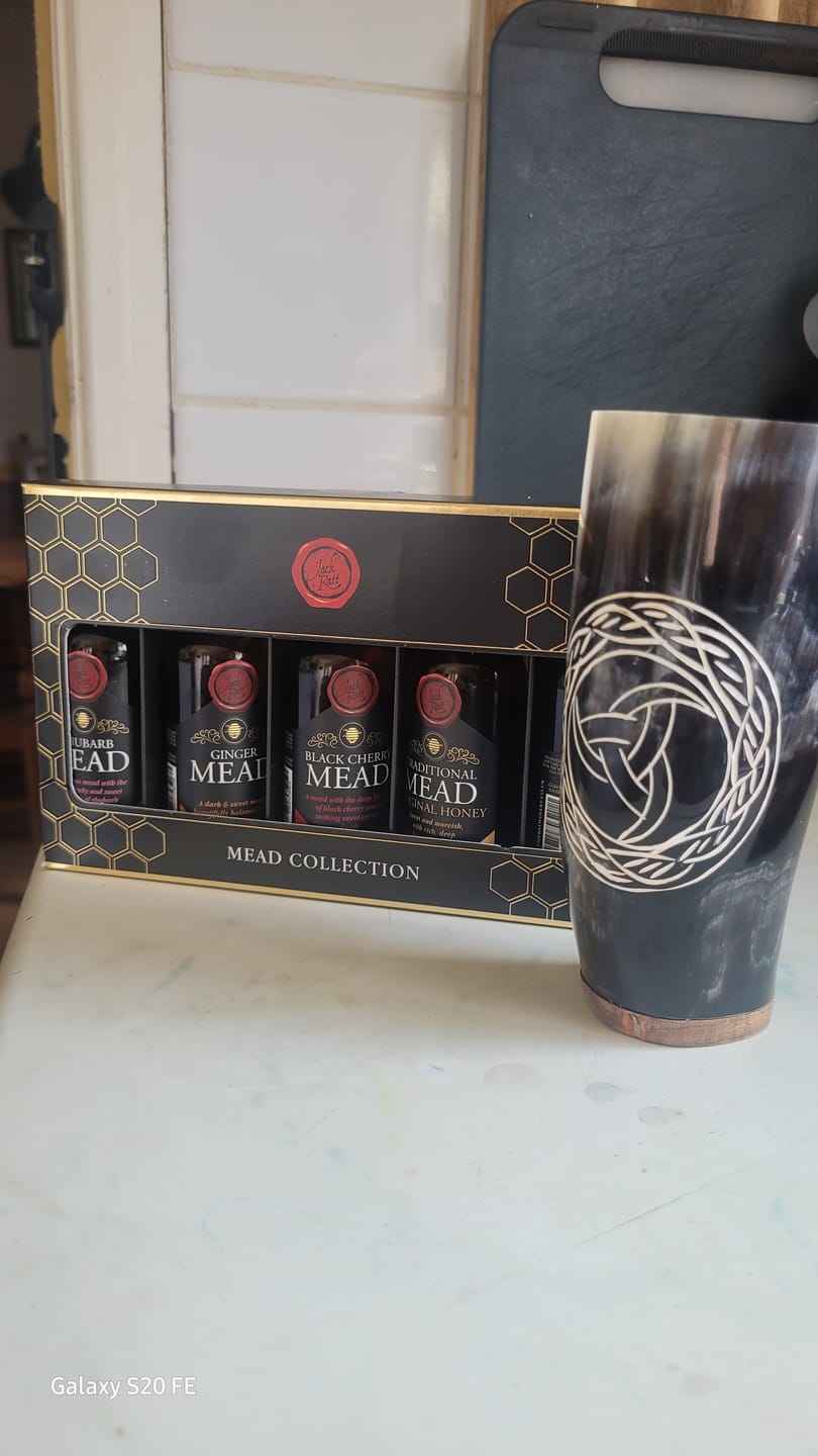 Customer photo review of Miniature Mead Gift Box - Lyme Bay
