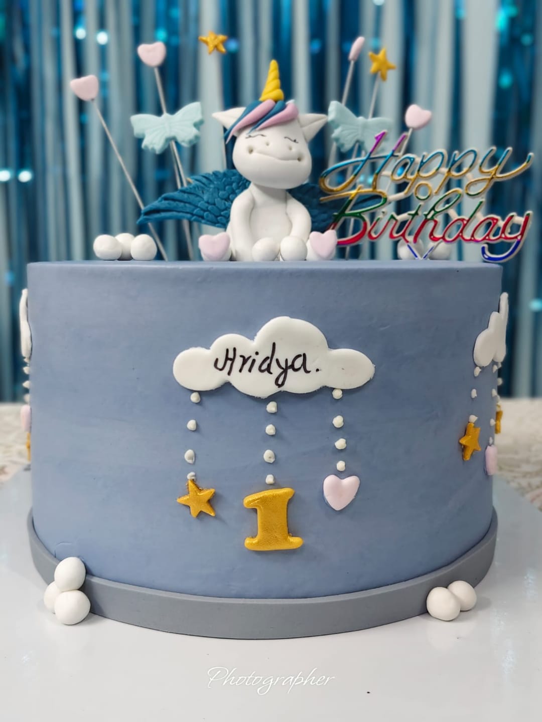 Customer photo review of Unicorn Drip Cream Cake