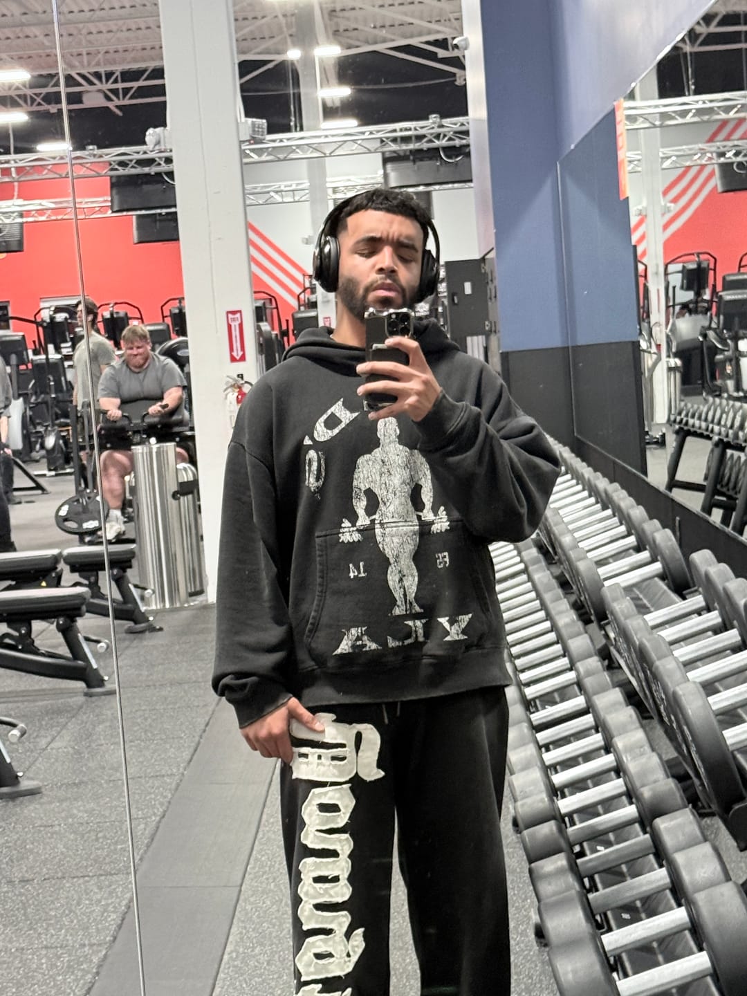 Customer photo review of 2127 - Big Patch Sweats