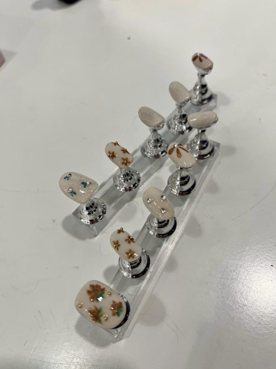 Customer photo review of Press On Nail Hobby Class