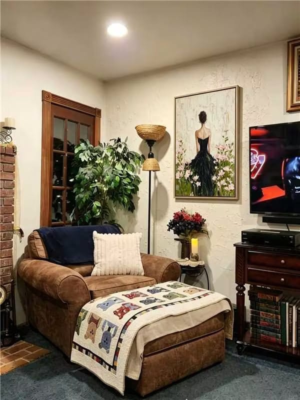 Customer photo review of Impressionist Lady in Black Gown