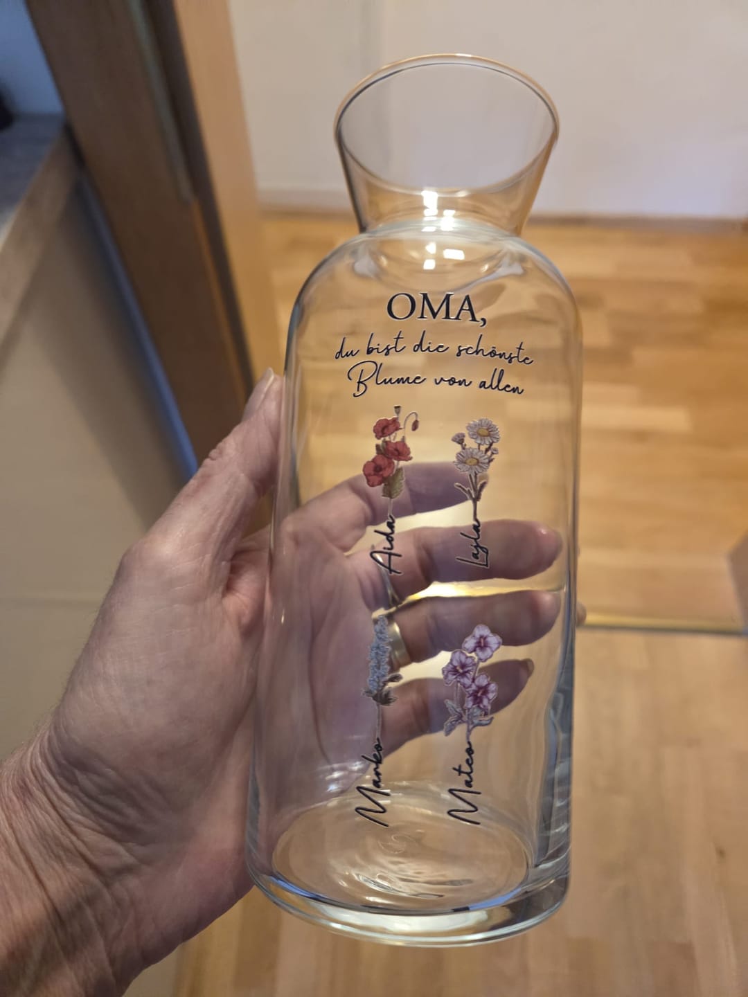 Customer photo review of Mamas Garten - Personalisierte Vase mit Namen und Blumen für Mama und Oma
