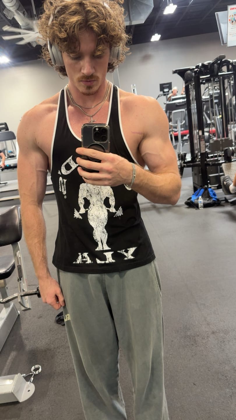 Customer photo review of 3014 - Golds Gym Classic Stringers