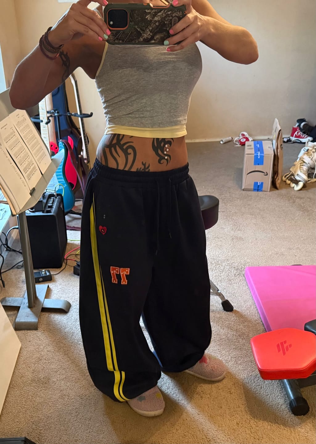 Customer photo review of Aelfric Eden Stripe Baggy Barrel Sweatpants