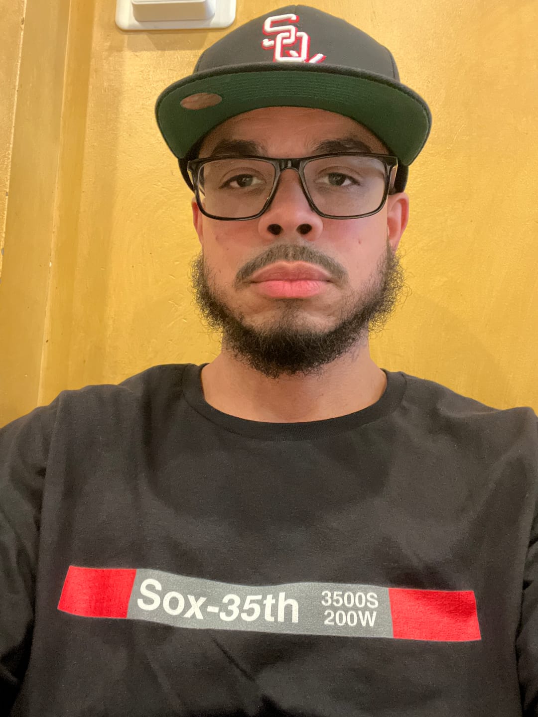 Customer photo review of Sox-35th Station T-Shirt