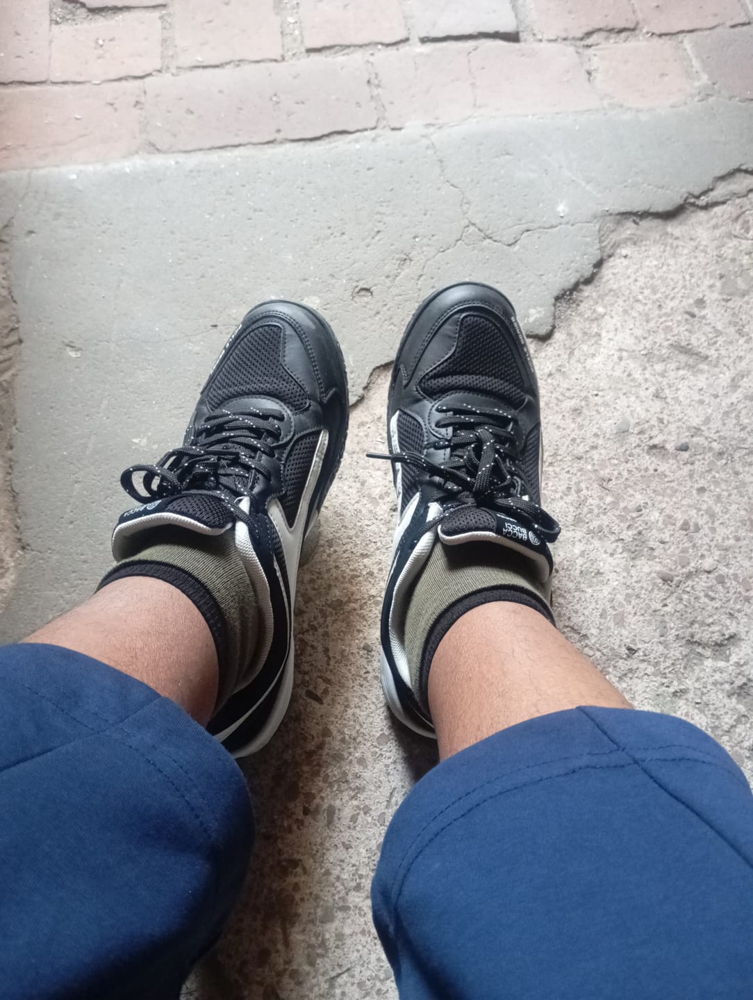 Customer photo review of Pickle Series Court Sneakers | OrthoLite Eco Insoles
