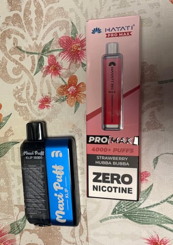 Customer photo review of Hayati Pro Max 4000 - Puff Jetable / Vape Disposable -  0% nicotine