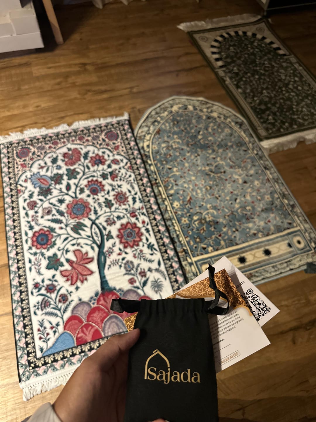 Customer photo review of Floral  Padded Prayer Mat