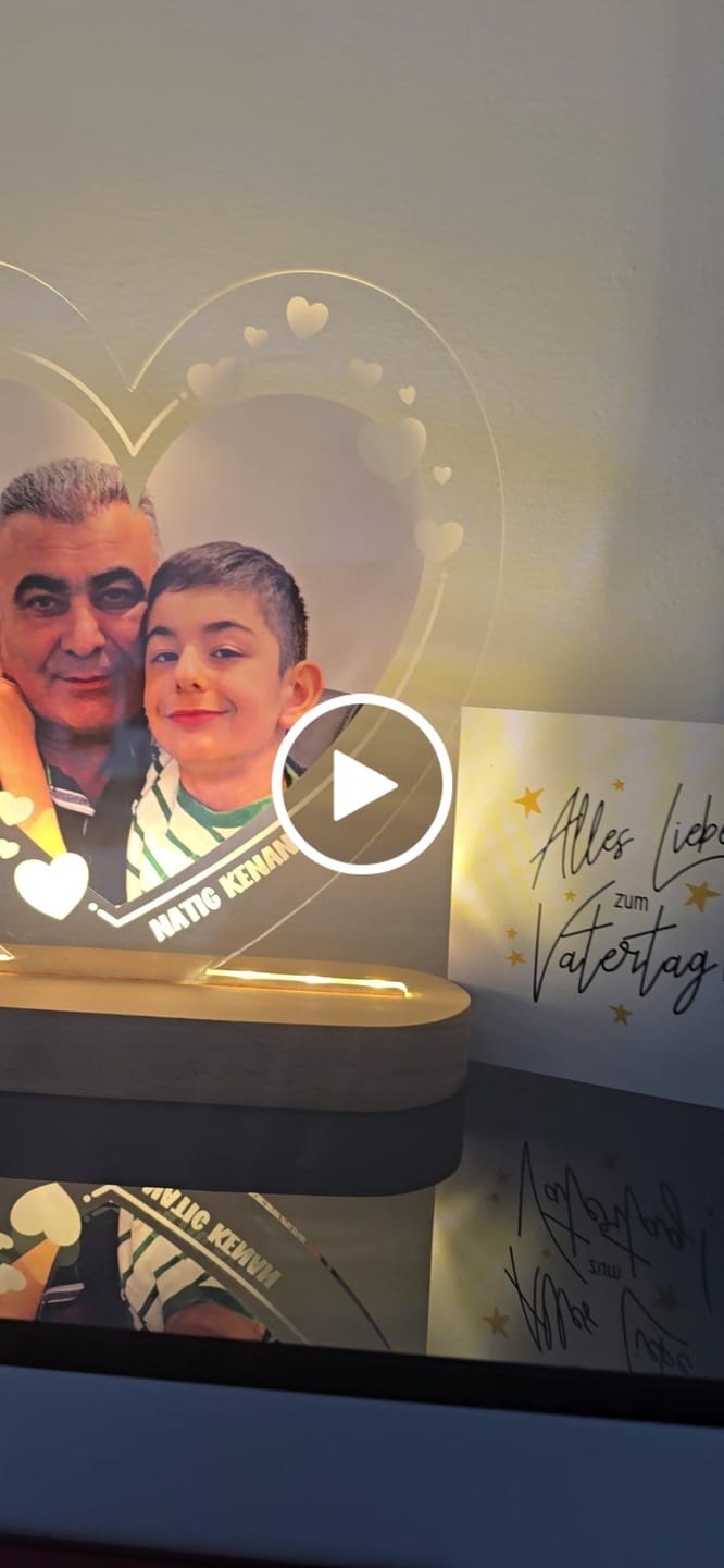 Customer video review of Herz-LED-Lampe mit Foto