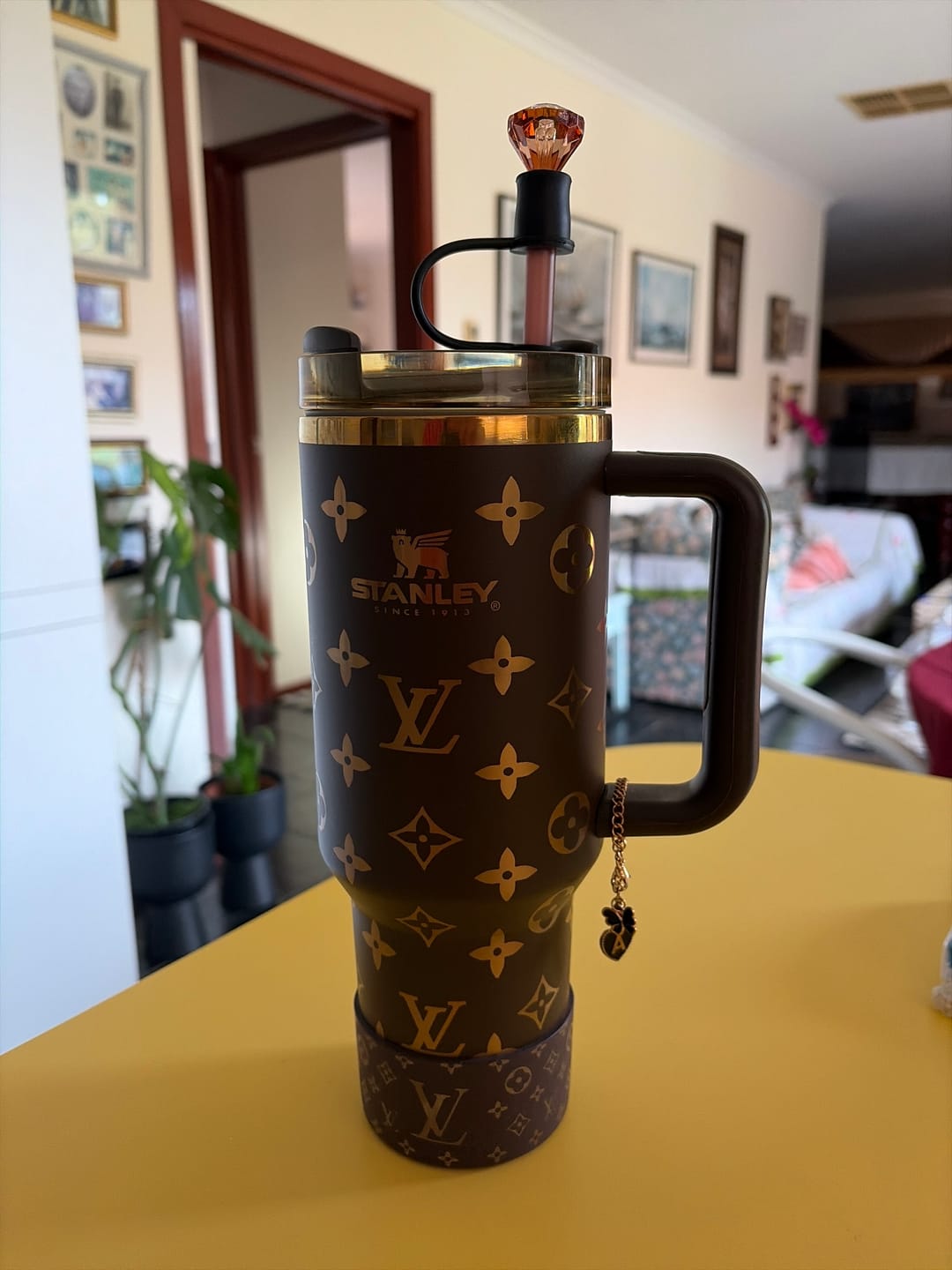 Customer photo review of Designer Holographic In-Car Insulated Cup 40 OZ