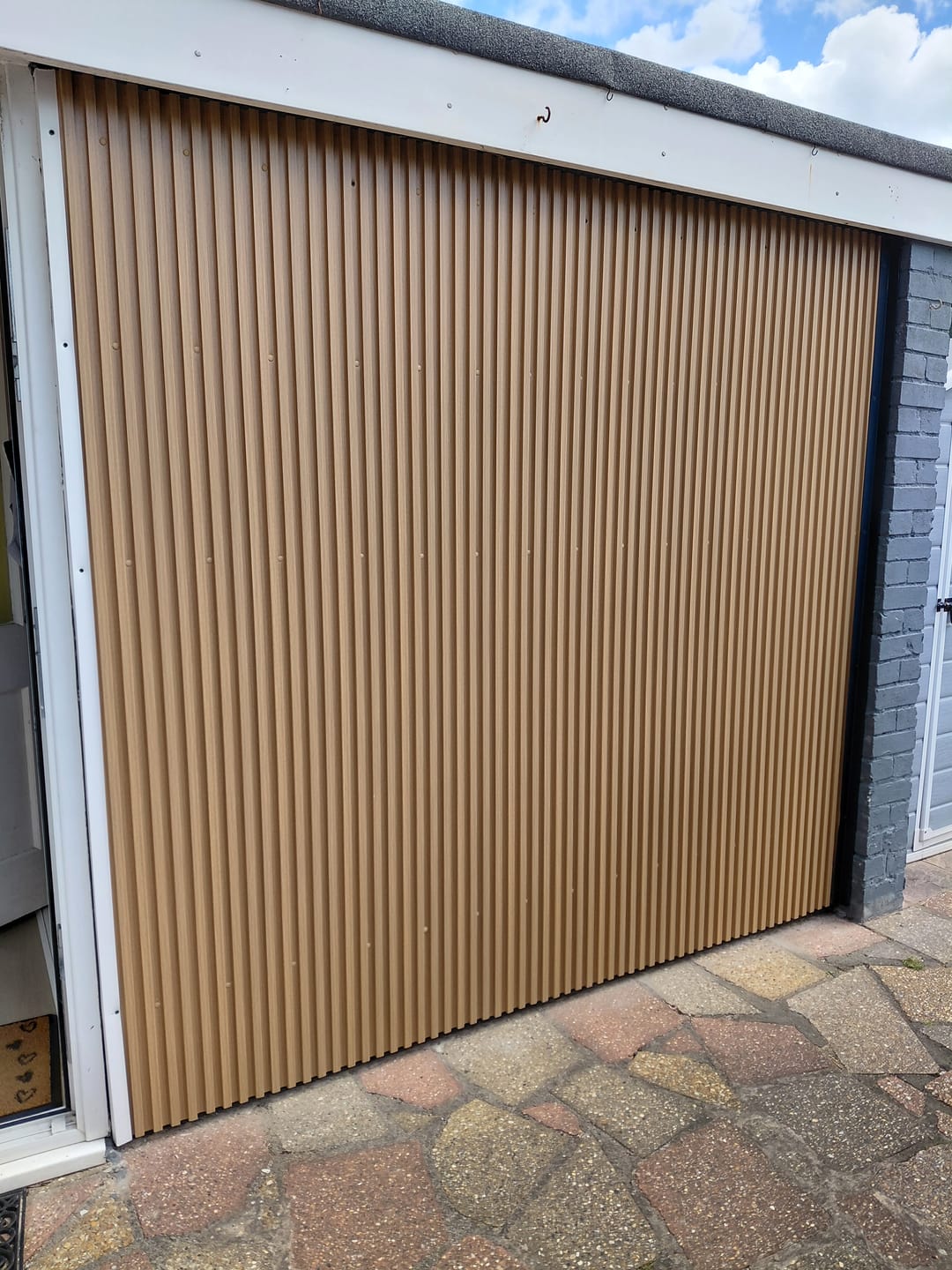 Customer photo review of Exterior Seamless Outdoor Panels 2.4m × 2.4m (16 Panels Per Pack) Multiple Colours