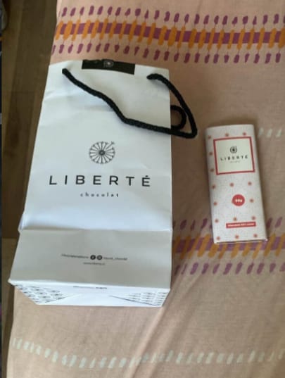 Customer photo review of Barra  De Chocolate Semi Amargo 55% Cacao 50 gr