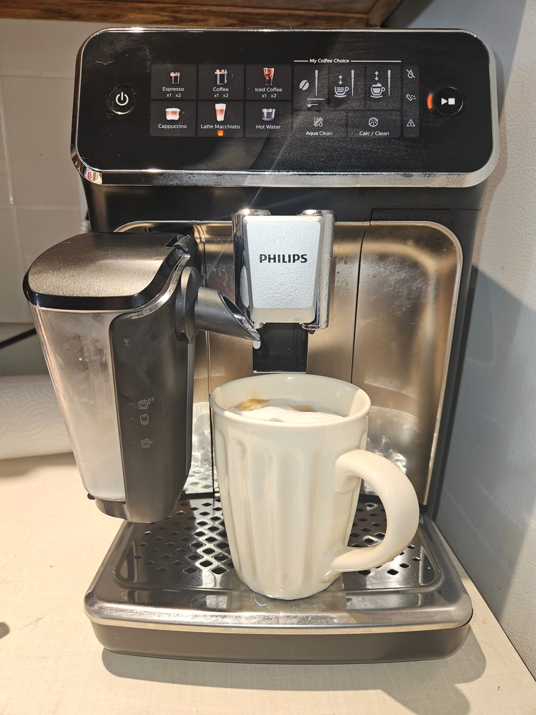Customer photo review of Philips - Series 3300 LatteGo (SilentBrew) EP3347/90