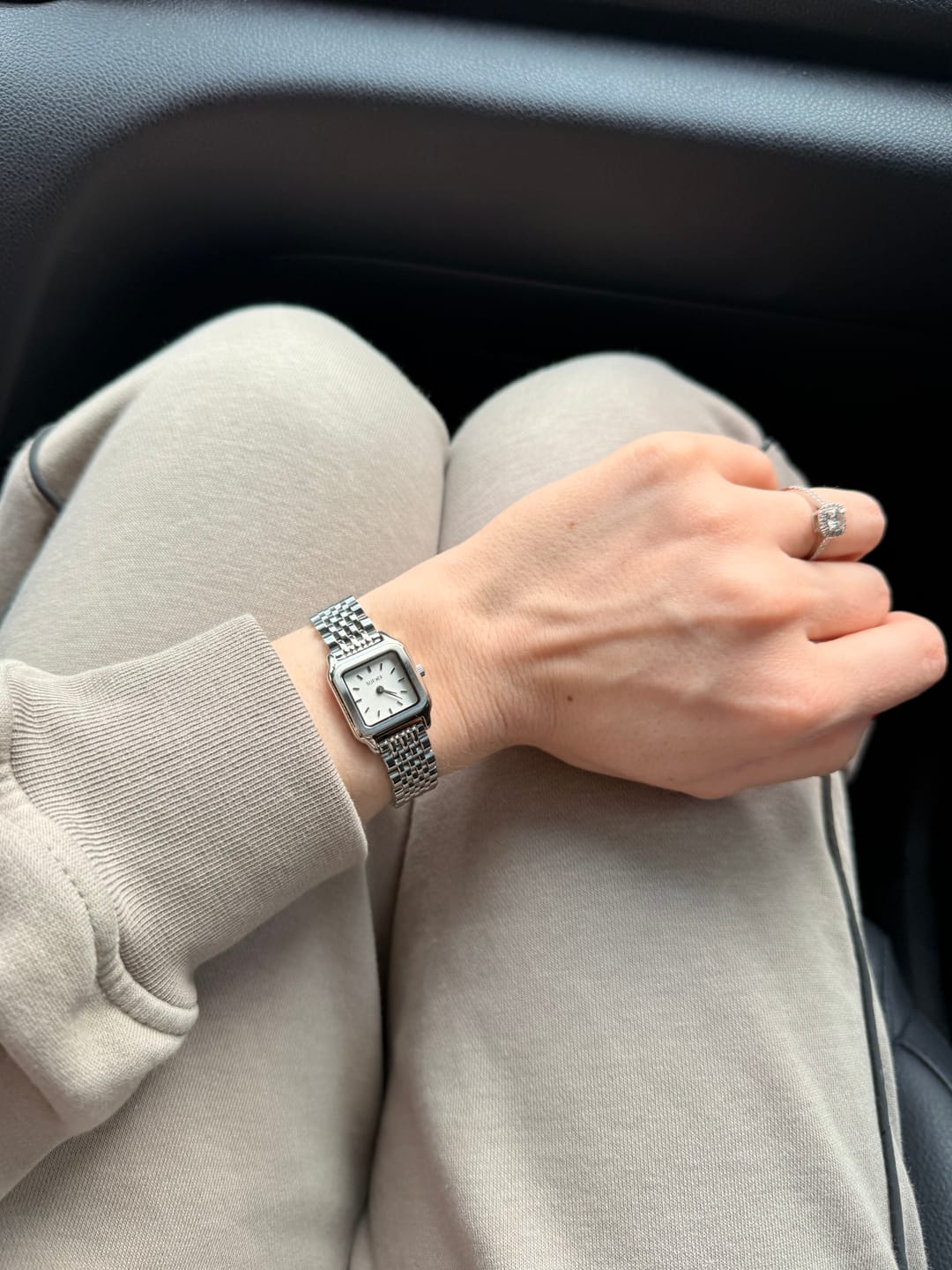 Customer photo review of Macy Petite Silver White